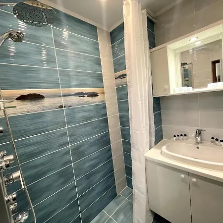 2br Garden Bay * וארנה