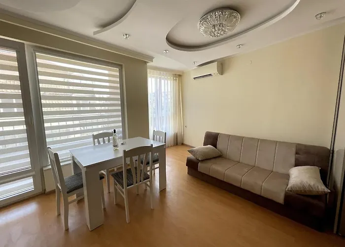 2br Garden Bay Varna